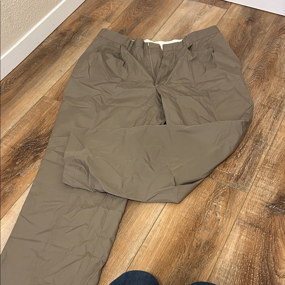 Norm Thompson Men's Dress Pants - Taupe